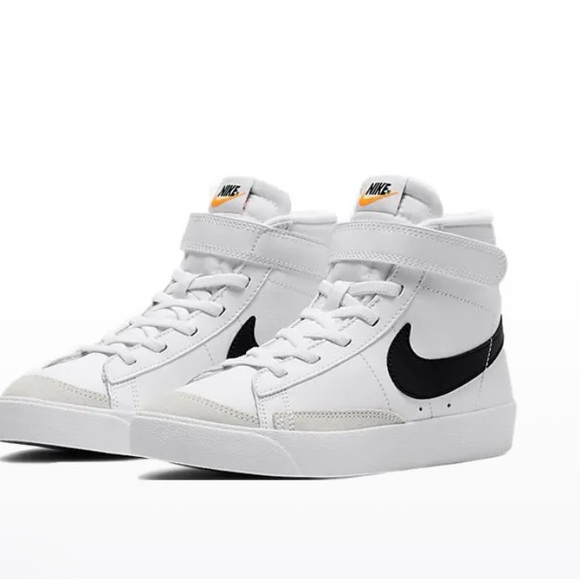 Nike Preschool Blazer Mid 77 Hook And Loop White Black Team Orange DA408… - Picture 1 of 13